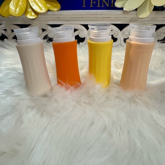 ☀️☀️Vibrant Travel-Size Bottles Set TSA Approved - Picture 2 of 5